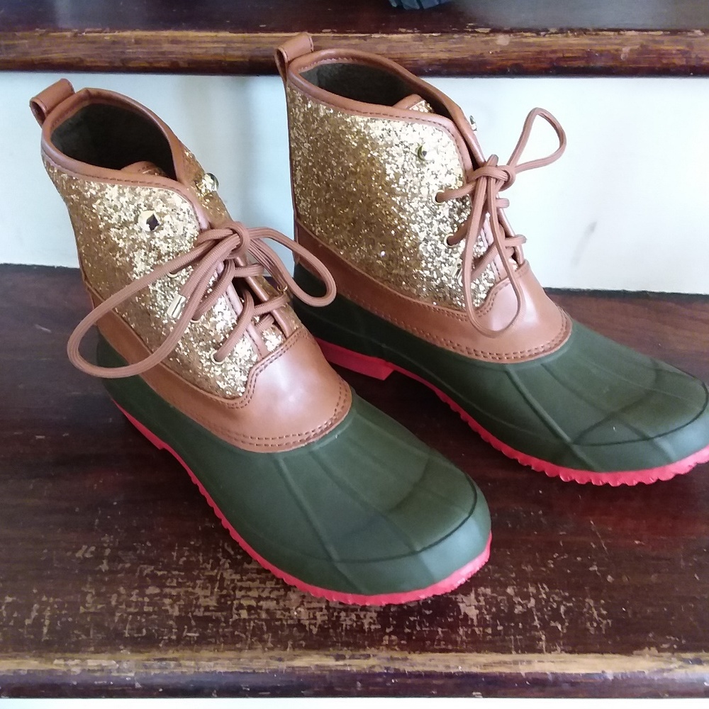 Gianni Bini Rain Boots